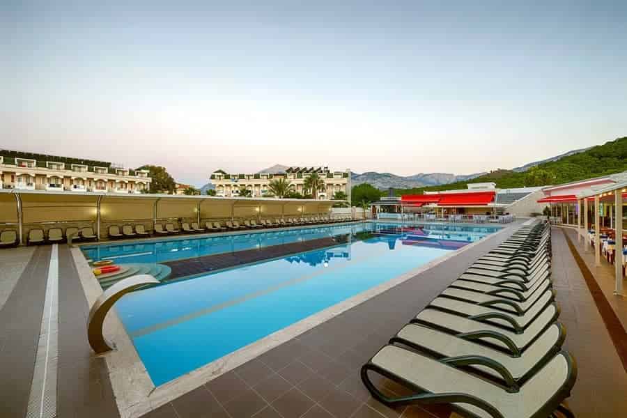 Royal Towers Resort Hotel & Spa